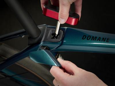 Trek Domane SL 5 47 Dark Aquatic Produktbild 8
