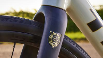 Trek Domane AL 5 52 Matte Trek Black Produktbild 12